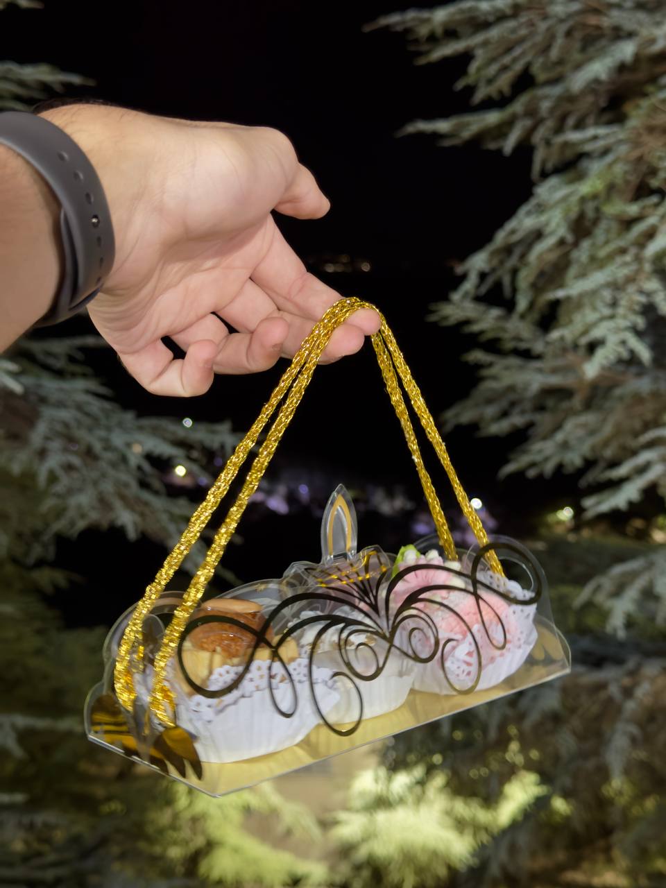 افخم و أرخس علبة على شكل صاك