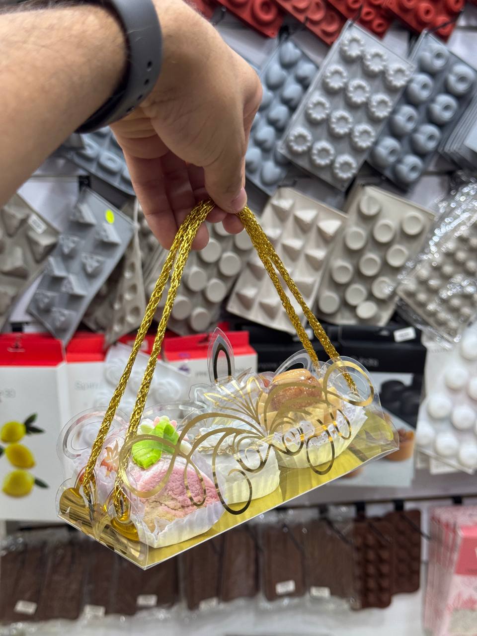 افخم و أرخس علبة على شكل صاك